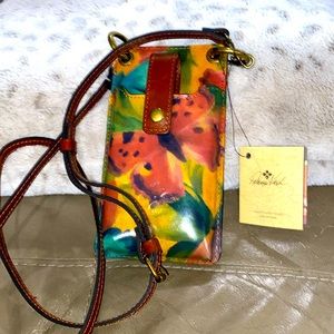 Travel-ready crossbody phone wallet